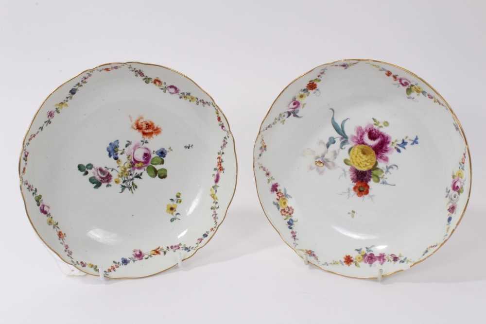 Lot 25 - Pair 18th century Meissen round dishes,...