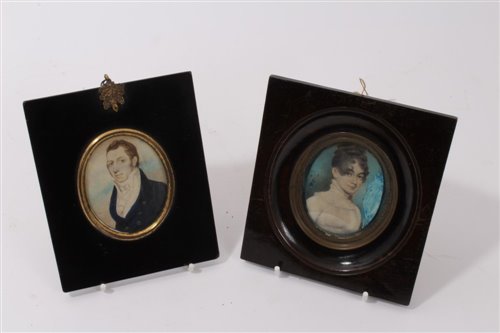 Lot 841 - Early 19th century portrait miniature on ivory...