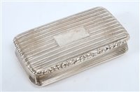 Lot 282 - George III silver snuff box of rectangular...