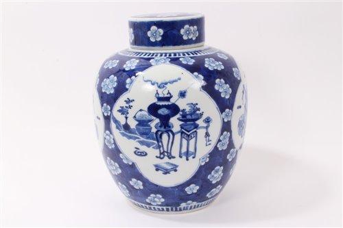 Lot 8 - Late 19th / early 20th century Chinese export...