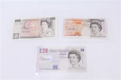 Lot 60 - G.B. banknotes - brown £10 notes Gill....