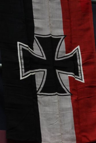 Lot 565 - First World War Imperial German battle flag -...