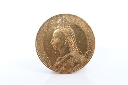 Lot 92 - G.B. gold Two Pounds Victoria J.H. - 1887. VF...