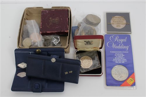 Lot 120 - World - mixed coinage - to include Pobjoy Mint...