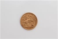Lot 141 - G.B. gold Sovereign George V 1914. EF (1 coin)