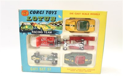 Lot 2701 - Corgi Gift Set 37 Lotus Racing Team, in original box