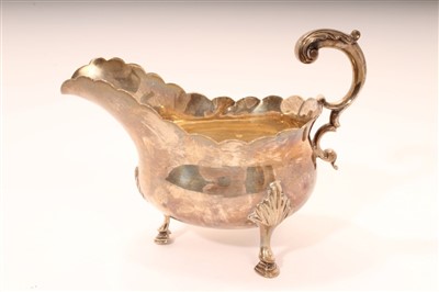 Lot 450 - George III silver sauce boat of conventional form (London 1772), 17.5cm. All at approximately 8ozs