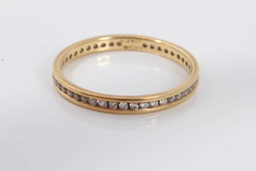 Lot 3222 - Gold (18ct) diamond full band eternity ring, estimated to weigh 0.34cts in total. Ring size P