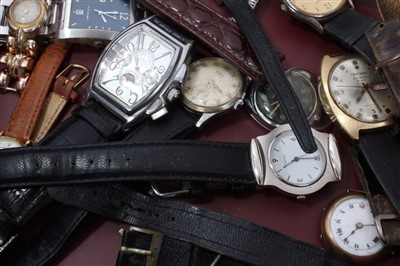 Lot 3237 - Selection of vintage and later watches including two ladies' gold (9ct) cased wristwatches