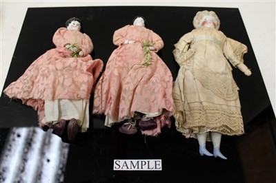 Lot 2802 - Collection of dolls