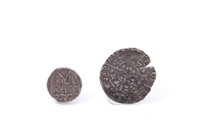Lot 77 - G.B. mixed silver hammered coinage – to include circa 1464 – 1470, Edward IV Canterbury, light coinage Half Groat (N.B. small crack to flan and loss at 7 o’clock position), otherwise GF, Elizabeth...