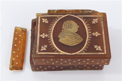 Lot 1032 - 18th century tortoiseshell and gold piqué box