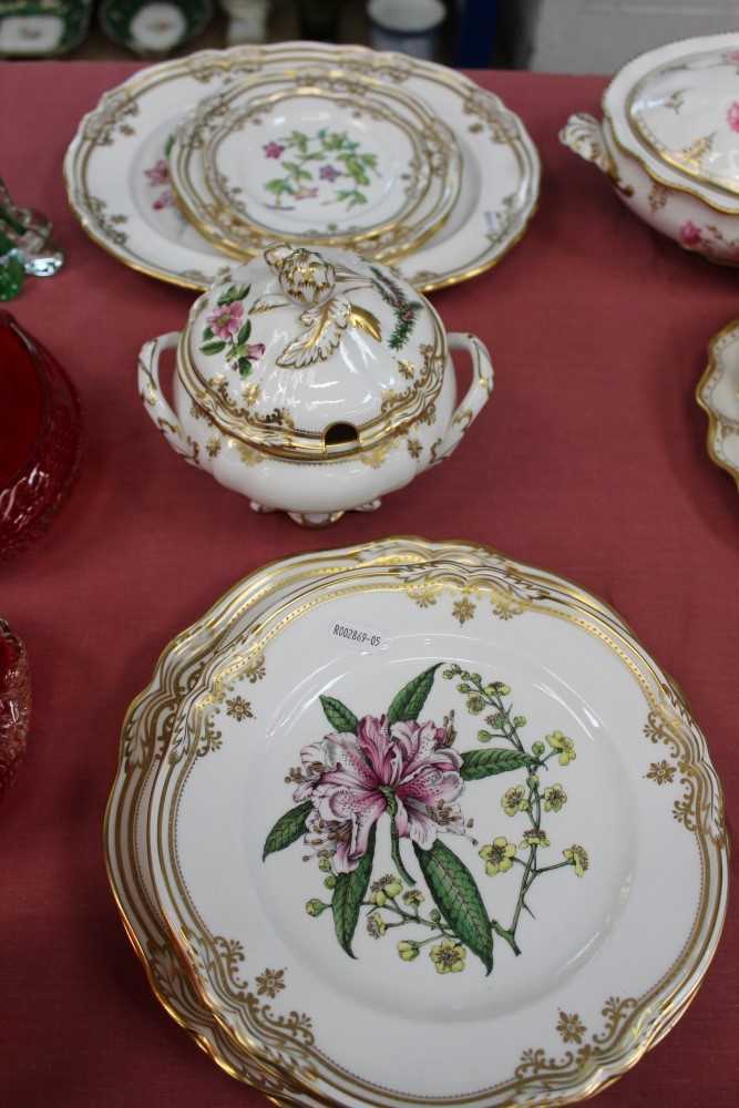 Sold Price: A Grouping of SPODE Stafford Flowers China - A) Nine Lida Sold Price: A Grouping of SPODE Stafford Flowers China - A) Nine Lida