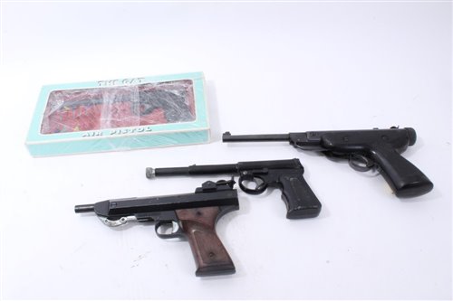 Lot 921 - Two GAT Air Pistols together with a Chinese Air Pistol and one other Air Pistol