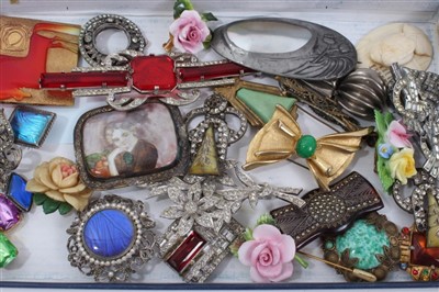 Lot 3265 - Collection of Art Deco and later paste set brooches, two silver mounted butterfly wing brooches etc