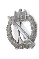 Lot 527 - Nazi infantry assault Badge with narrow pin backing together with a Nazi Minesweepers, Sub-chasers and Escort vessels War Badge (De-Nazified)