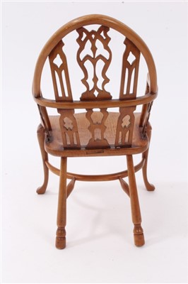Lot 904 - Stuart King - 20th Century miniature yew and elm Windsor chair in the Strawberry Gothic tradition