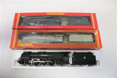 Lot 2811 - Railway – Hornby 00 gauge BR 2-10-0 locomotive 9F Class R330, LNER A4 Class locomotive ‘Silver Fox’ R099, BR Coronation Class ‘Duchess of Atholl’ R262, all boxed (3)