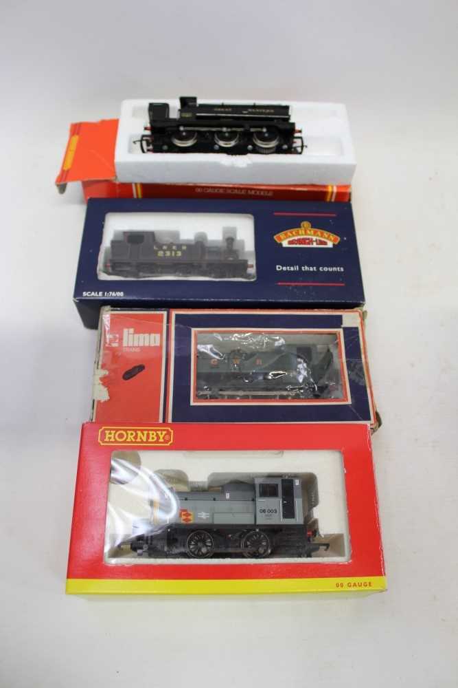 Lot 2818 - Railway – Hornby 00 gauge 0-4-0 locomotive, GWR Pannier Tank R158, Lima GWR 0-6-0 locomotive, Bachmann J72 Tank 31-054, all boxed (4)