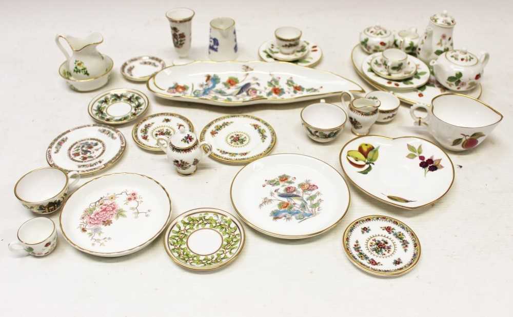 Lot 2006 - Selection of miniature china – including Wedgwood Wild Strawberry, Wedgwood Kutani Crane, Coalport, Royal Worcester, Spode, etc