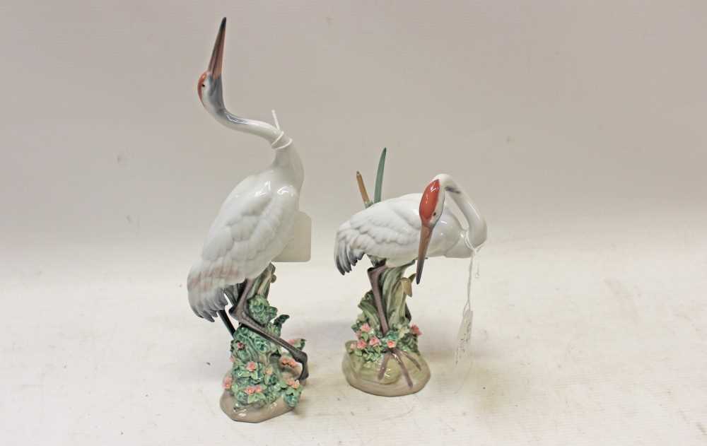 Lot 2015 - Two Lladro porcelain models – Dancing Crane and Preening Crane – both boxed