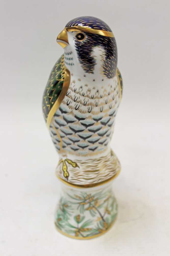 Lot 2026 - Royal Crown Derby limited edition paperweight – Harrods Peregrine Falcon, no. 90 of 250, boxed with certificate