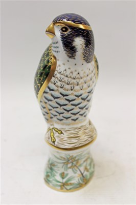 Lot 2026 - Royal Crown Derby limited edition paperweight – Harrods Peregrine Falcon, no. 90 of 250, boxed with certificate