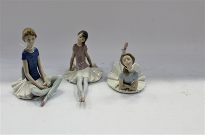 Lot 2064 - Three Lladro porcelain figures – Ballerinas