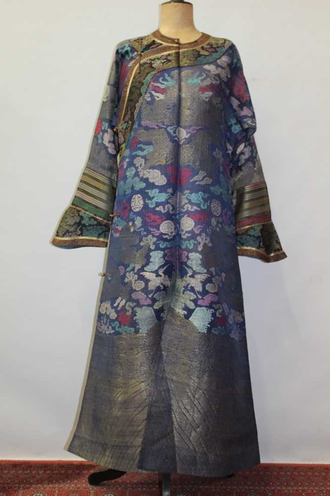 Lot 3057 - Chinese robe