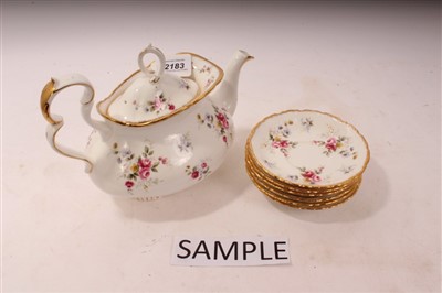 Lot 2183 - Royal Albert Tenderness tea set (22 pieces)