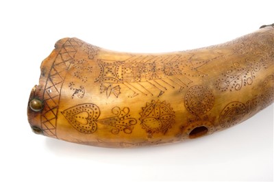 Lot 998 - Early 19th C. Folk Art Scrimshaw drinking horn