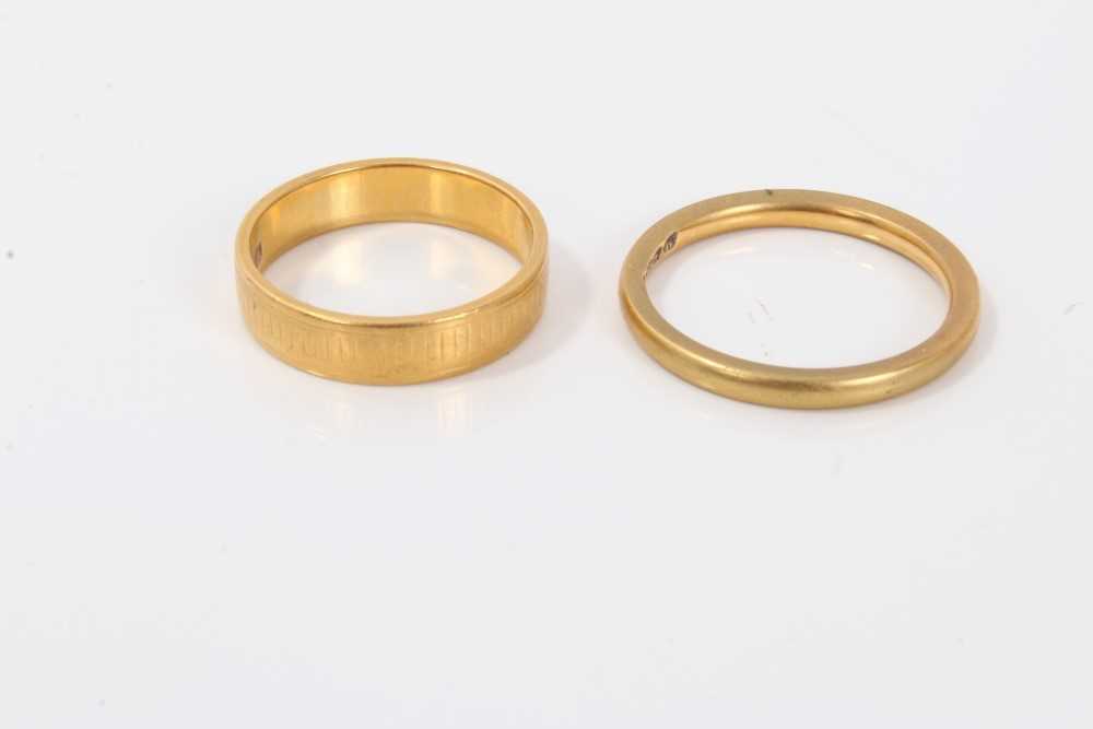 Lot 3272 - Two gold (22ct) wedding rings