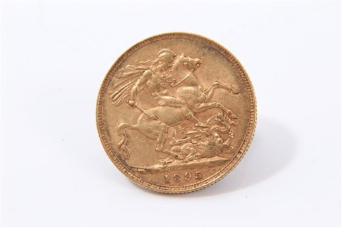 Lot 173 - G.B. gold Sovereign Victoria O.H. 1895.  GF (1 coin)