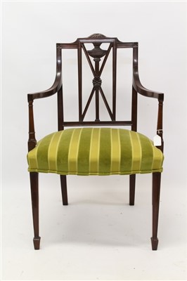 Lot 1624 - Hepplewhite style mahogany open elbow chair