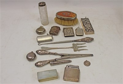 Lot 3589 - Selection of miscellaneous Victorian and later silver and white metal – including prayer book case, vestas, sovereign case, cheroot holders and other items (various dates and makers).  Approximatel...