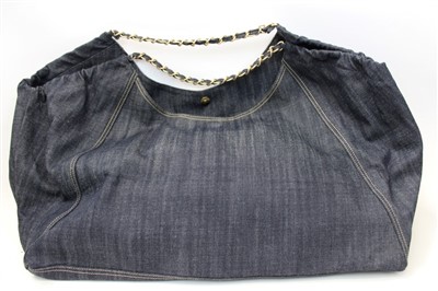 Lot 3081 - Chanel Denim  Vintage Holdall