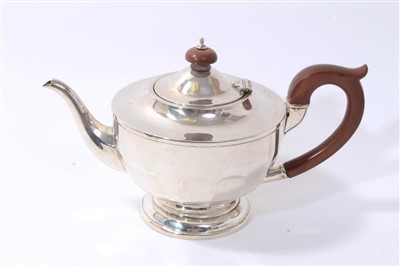 Lot 222 - 1930s silver teapot