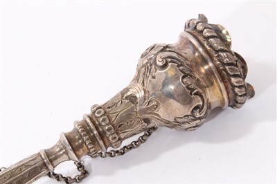 Lot 252 - Georgian silver corkscrew and a 19th century white metal posy holder