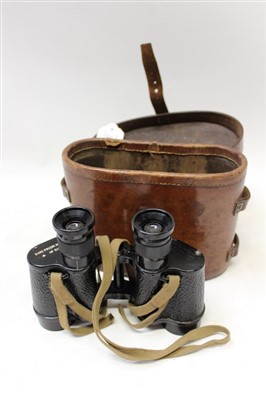 Lot 3621 - Pair 1930s / 1940s military binoculars in a leather case