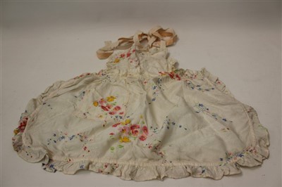 Lot 3086 - Fine cream silk embroidered shawl, an Irish linen and crochet table cloth etc.