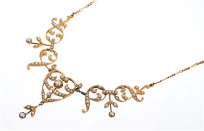 Lot 608 - Late Victorian gold and seed pearl necklace