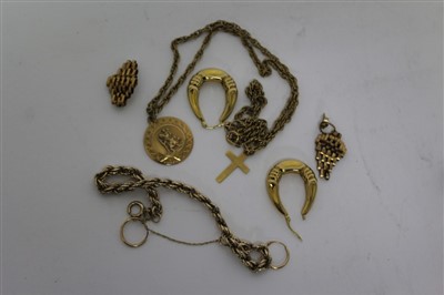 Lot 3355 - 9ct gold St. Christopher pendant on chain,  9ct gold rope twist bracelet, and three pairs of 9ct gold earrings