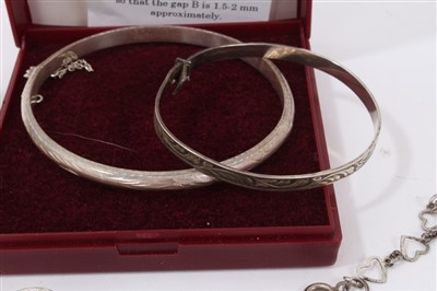 Lot 3331 - Group silver jewellery