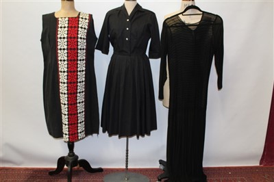 Lot 3104 - 1920's to 1960's ladies' clothing