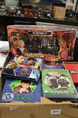 Lot 3814 - Dr Who selection of memorabilia – including books, annuals, magazines, DVD’s, figures,etc