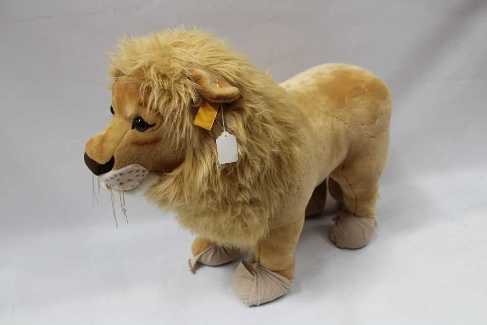 Lot 2913 - Steiff Leo Lion soft toy