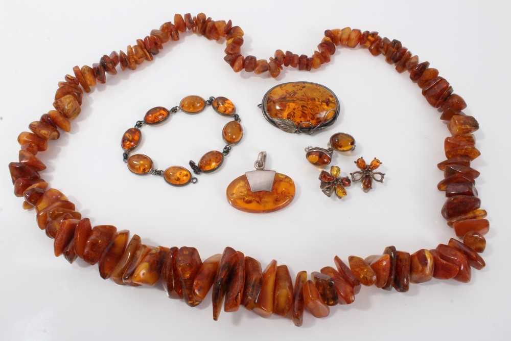 Raw deals amber jewelry