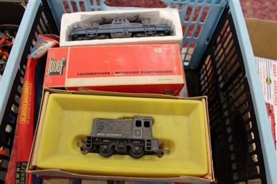 Lot 2926 - Railway - Hornby locomotive and accessories, plastic figures, Lego-style bricks, etc