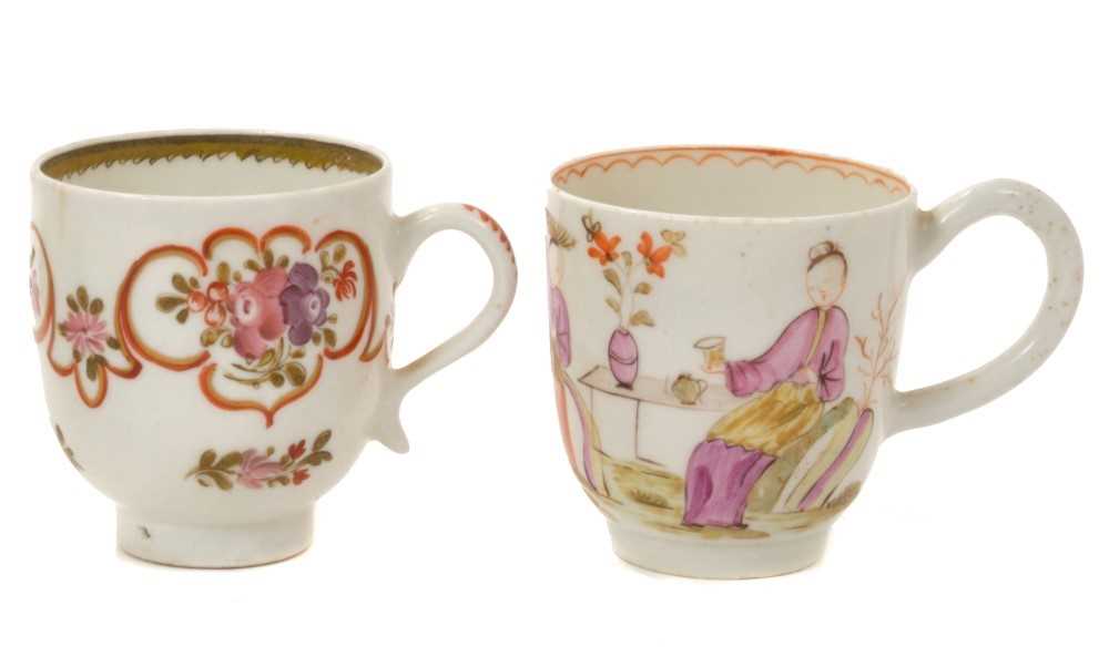 Lot 159 - Two 18th century Lowestoft coffee cups