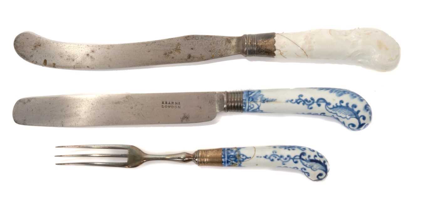 Lot 165 - Mid-18th century Bow blue and white pistol-grip handled knife and fork and Blanc-de-Chine knife (3)